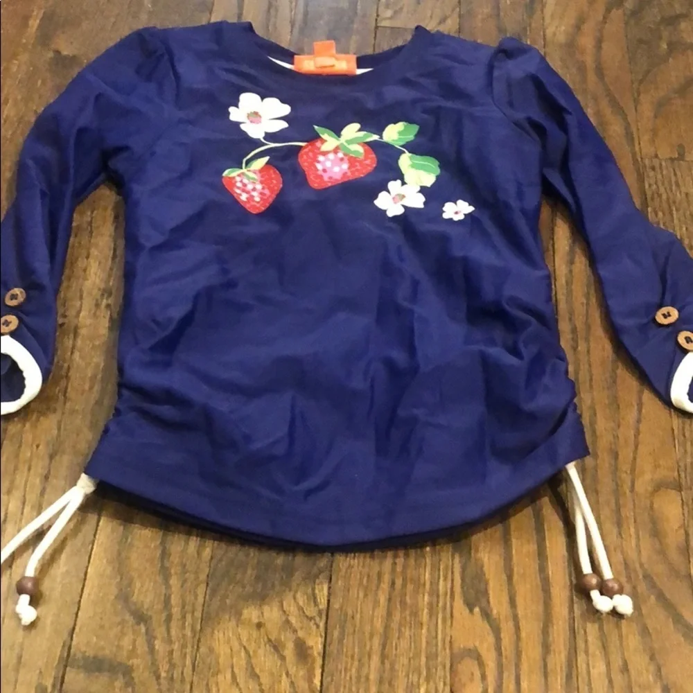 Sunuva strawberry rashguard 3-4T 🍓 💦 ☀️
